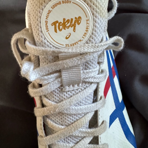 Men’s 10.5 ASICS Track Shoes - Picture 5 of 6